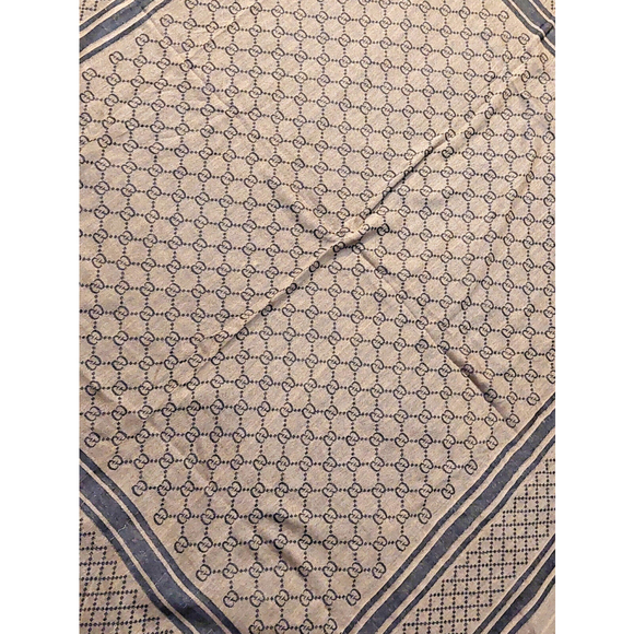 Gucci Brown & Beige GG Logo Print Wrap Shawl Scarf Pre-owned - Picture 7 of 16